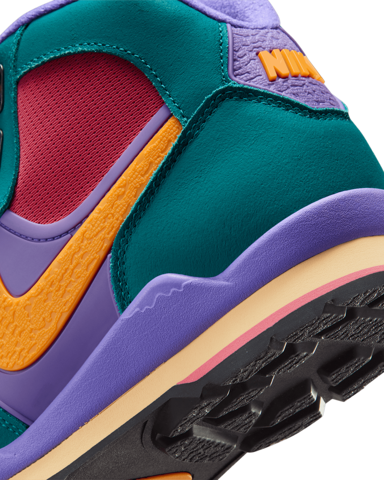 Nike Baltoro 'Bright Spruce and Fruit Punch' (IH4450-300) Release